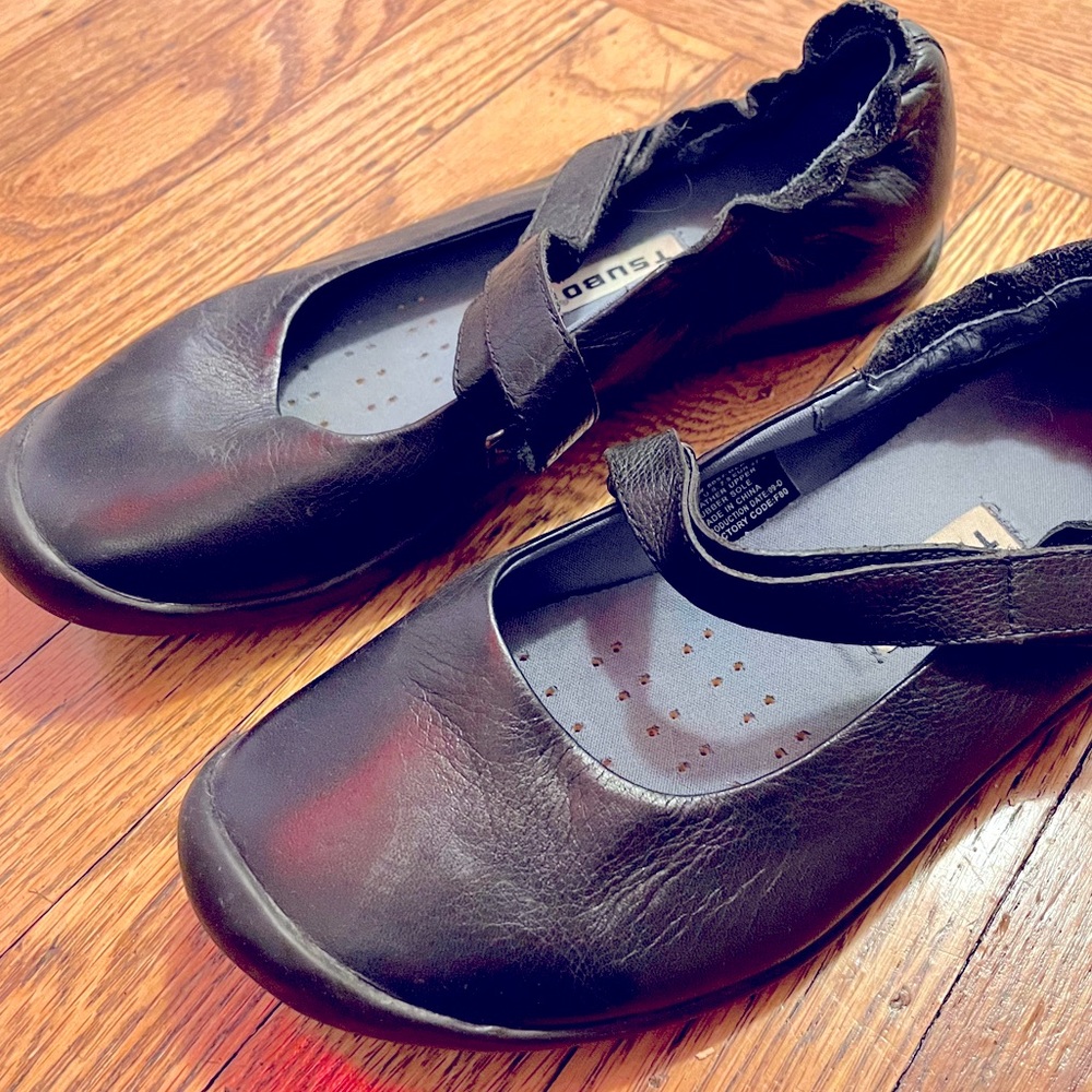 Tsubo black leather Mary Janes, NIB, size 7.5
